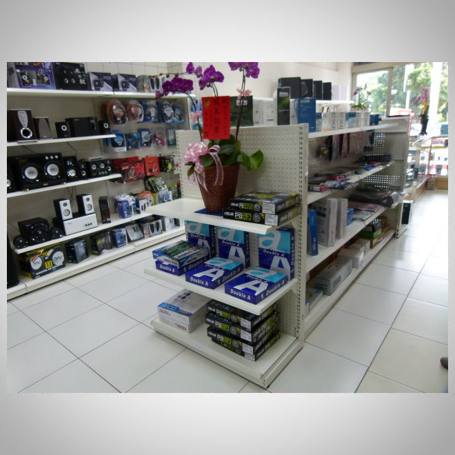 Computer Retail Store