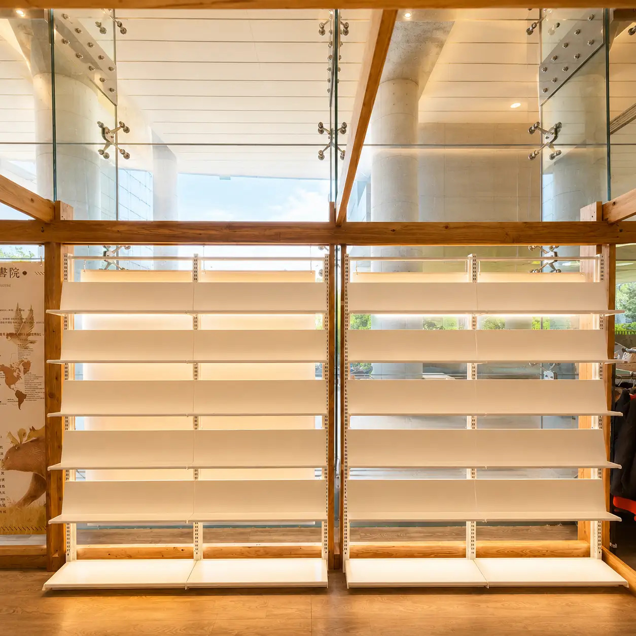 書店展示架-3