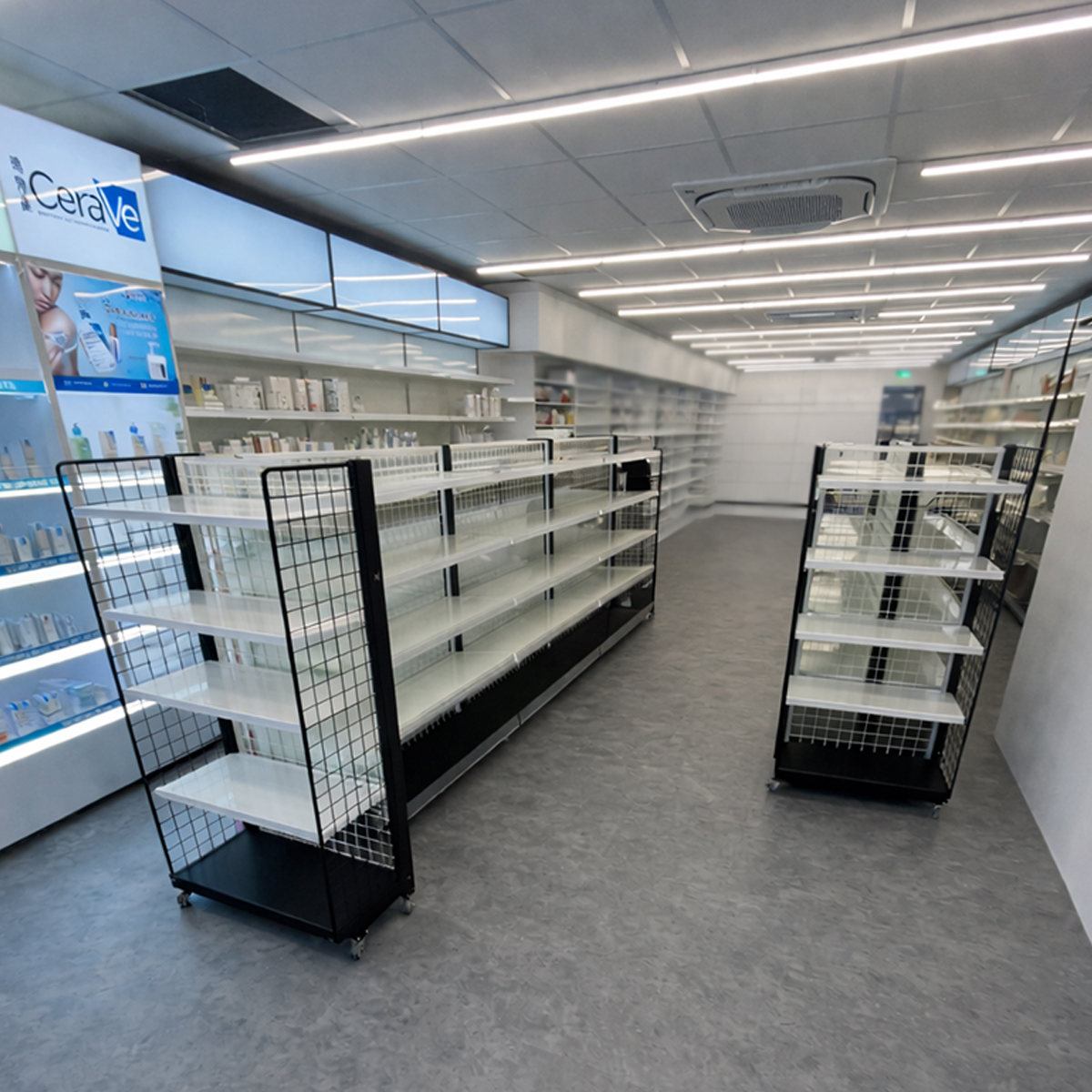 從一座空蕩蕩的展示架，開始想像一家店的未來-3
