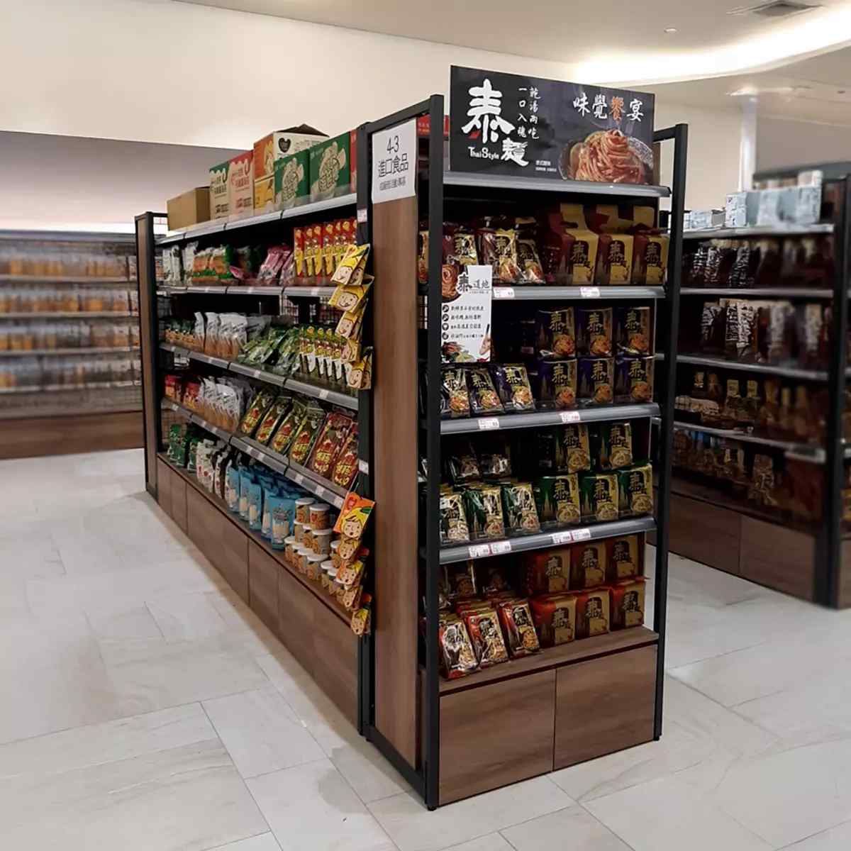 現代質感賣場展示空間-2