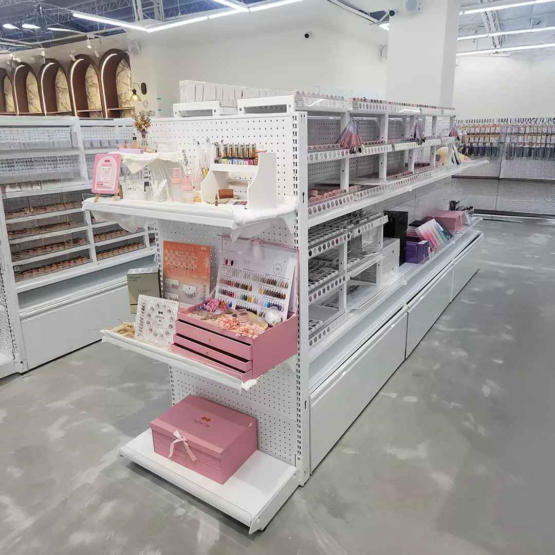 讓美，在空間裡自然發光-美甲材料用品店-11