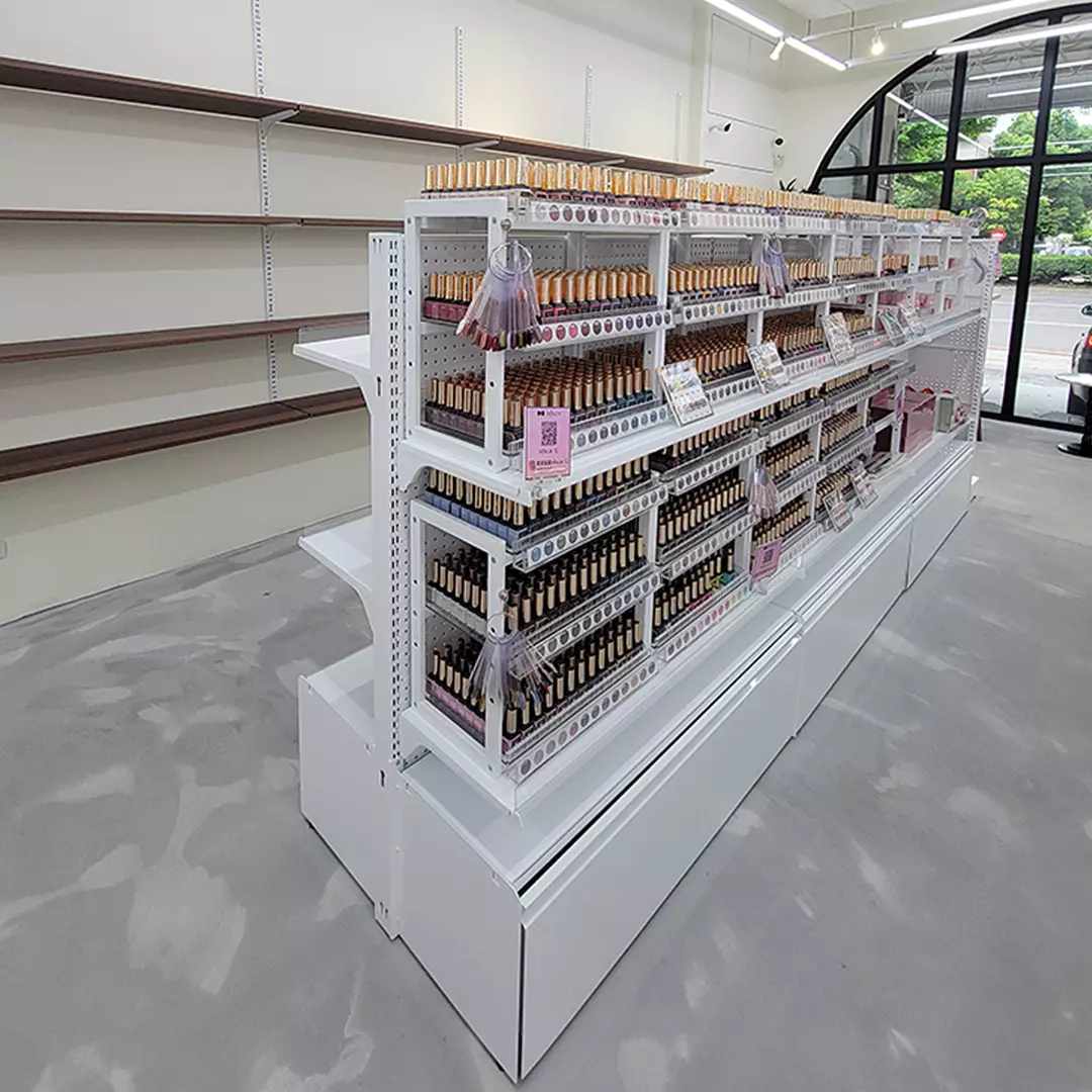 讓美，在空間裡自然發光-美甲材料用品店-3