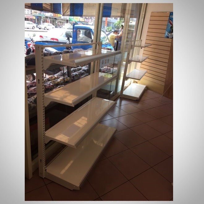 運動鞋店-2