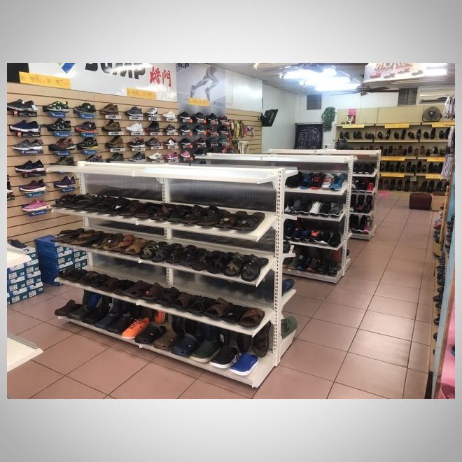 運動鞋店-5