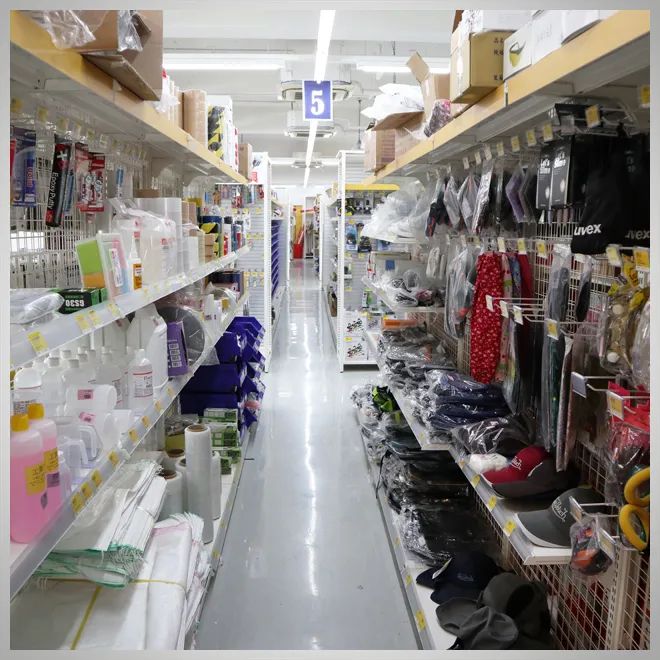 五金連鎖賣場-12